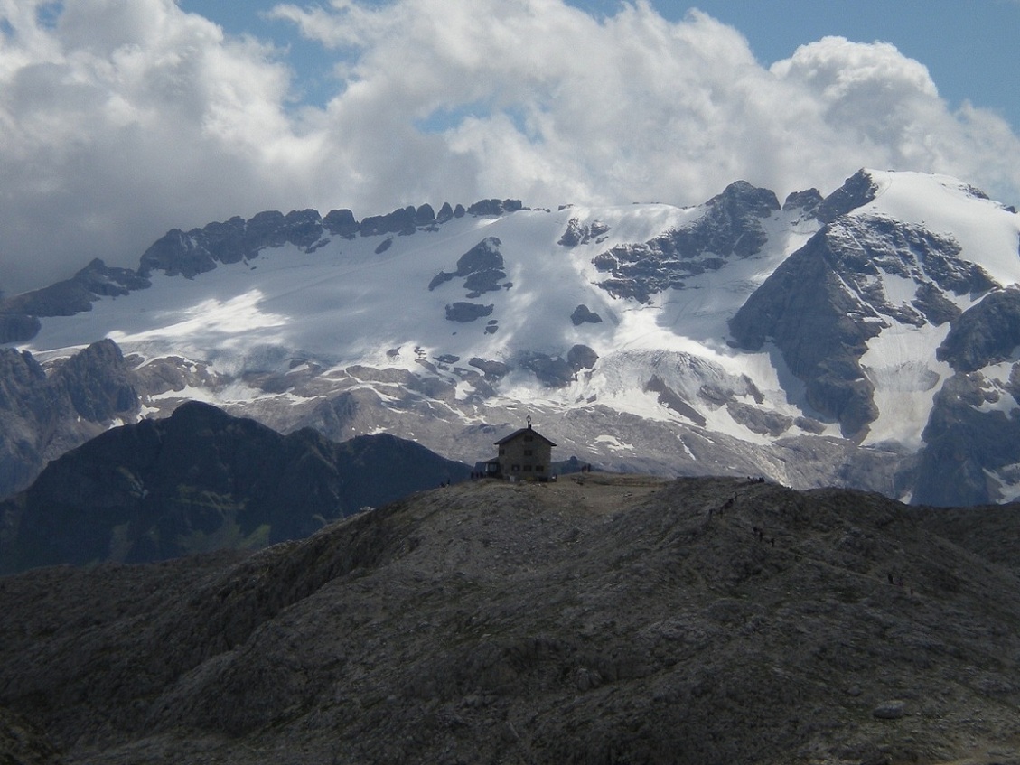 Rifugi e Bivacchi d''Italia.......